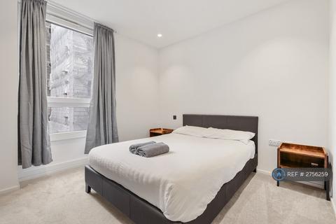 2 bedroom flat to rent, Iris House, London, E14