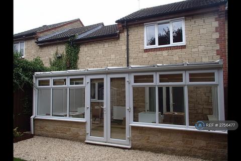 3 bedroom terraced house to rent, Middle Ground, Swindon, SN6