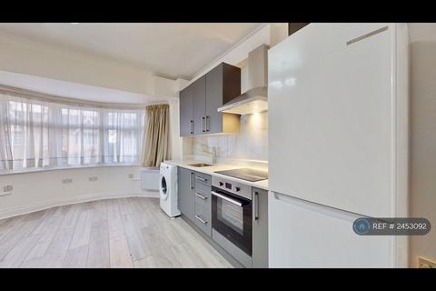 2 bedroom flat to rent, All Souls Avenue, London, NW10