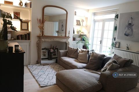 1 bedroom flat to rent, Aldebert Terrace, London, SW8