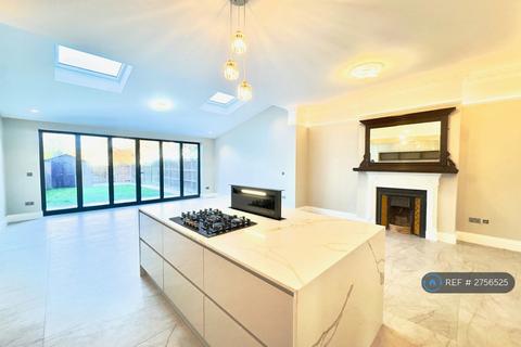 5 bedroom terraced house to rent, Fallow Court Avenue, London, N12