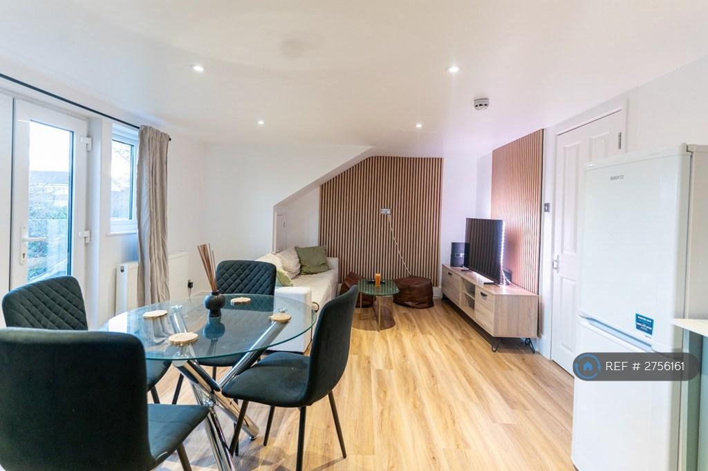 Kitchen Living Area