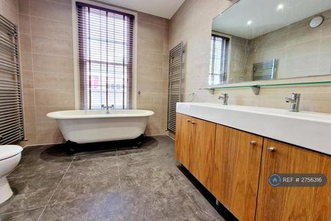 4 bedroom flat to rent, Belsize Road, London, NW6