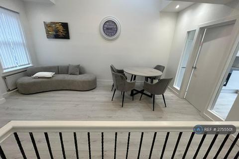 undefined, Market Place, Southend-On-Sea, SS1