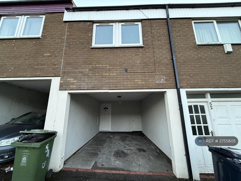 Car Port &amp; Entrance