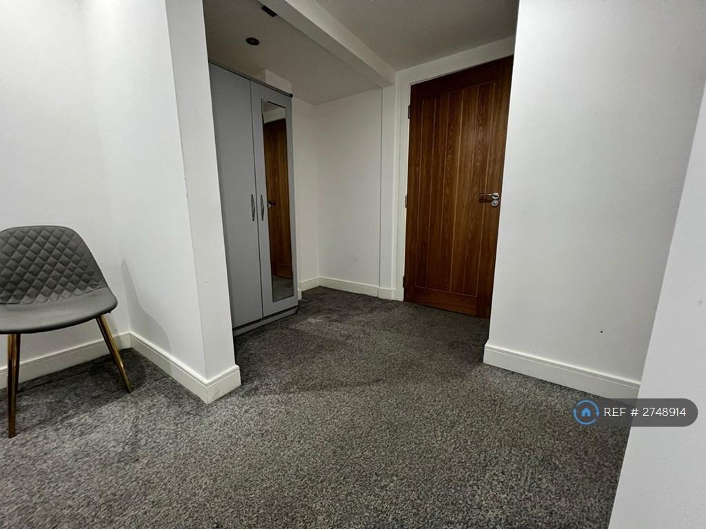 Ensuite Room