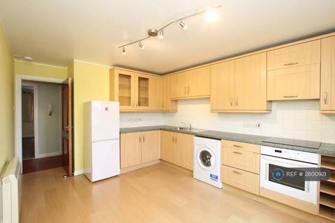 2 bedroom flat to rent, Linksfield Road, Aberdeen, AB24