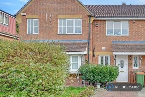 2 bedroom terraced house to rent, Vulcan Close, London, E6