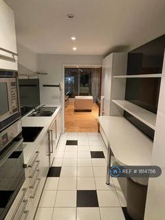 2 bedroom penthouse to rent, Terracotta Court, London, SE1