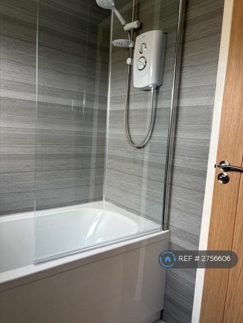 Bathroom2
