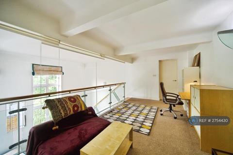 2 bedroom flat to rent, Manor Gardens, London, N7