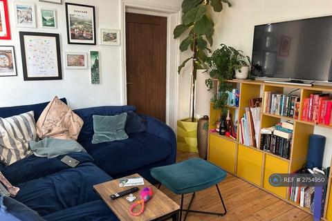 3 bedroom flat to rent, London, Uk, N15