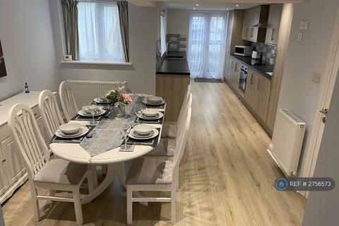 undefined, George Street, Ramsgate, CT11