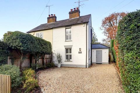 undefined, Kennel Lane, Windlesham GU20
