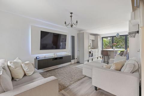 2 bedroom semi-detached house for sale, West Lane, Shipley BD17