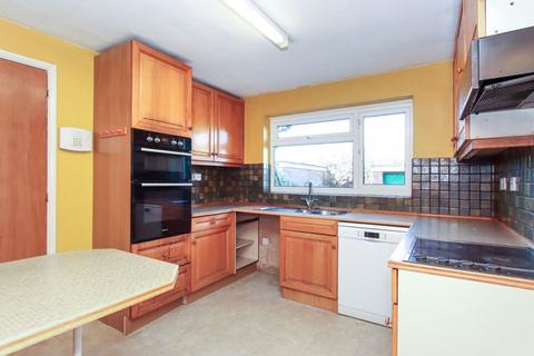 4 bedroom detached house for sale, Hillside, Cheddington