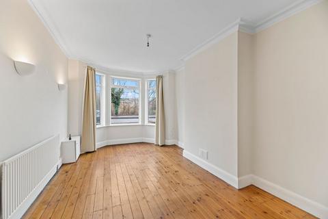 3 bedroom terraced house to rent, Chester Road, Warrington