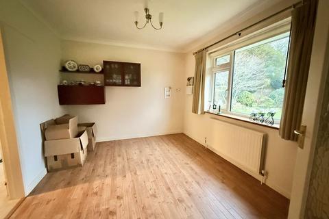 3 bedroom bungalow for sale, Knowles Close, Henfield