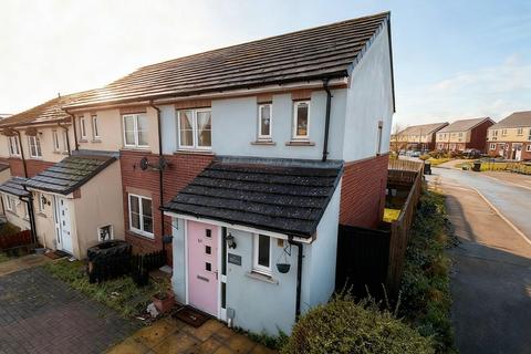 Par Four Lane, Lydney GL15