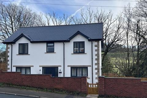 3 bedroom detached house for sale, High Street, Drybrook GL17