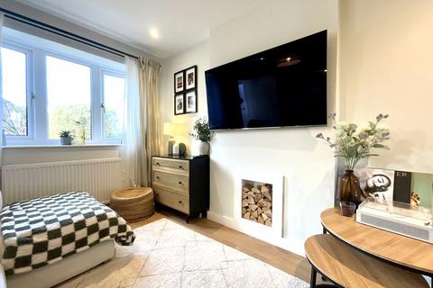 2 bedroom semi-detached house for sale, Elise Close, Littledown