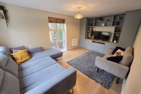 3 bedroom house to rent, Egerton Close, Belvedere