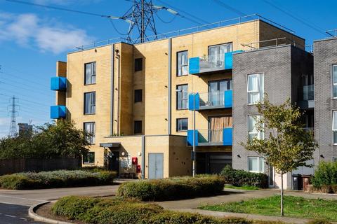 2 bedroom flat for sale, Crossness Road, Barking