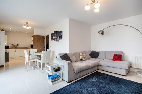 2 bedroom flat for sale, Crossness Road, Barking
