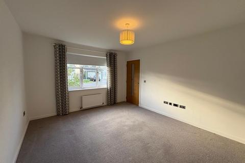 4 bedroom detached house to rent, Lochside Crescent, Banchory, Aberdeenshire, AB31