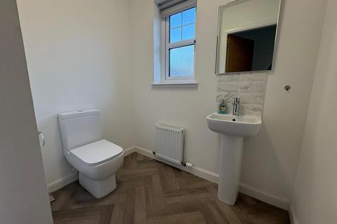 4 bedroom detached house to rent, Lochside Crescent, Banchory, Aberdeenshire, AB31