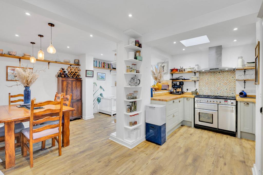 Kitchen diner