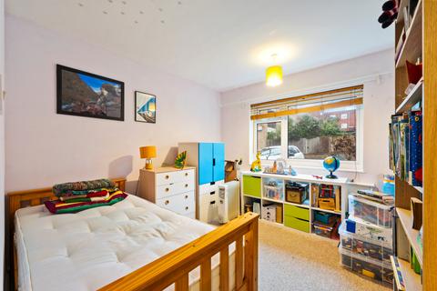 2 bedroom apartment to rent, Queens Road, Kingston upon Thames, KT2