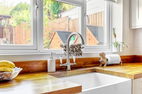 undefined, Smarts Green, Cheshunt, EN7