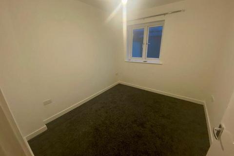 2 bedroom flat to rent, Aspects Court, Slough, SL1 2EZ