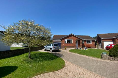 2 bedroom detached bungalow for sale, Camellia Close, Brixham TQ5