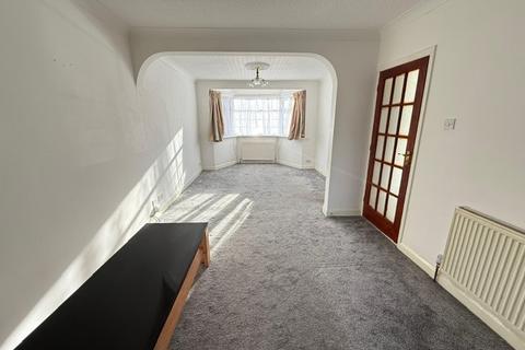 3 bedroom terraced house to rent, WARNER CLOSE, Hayes