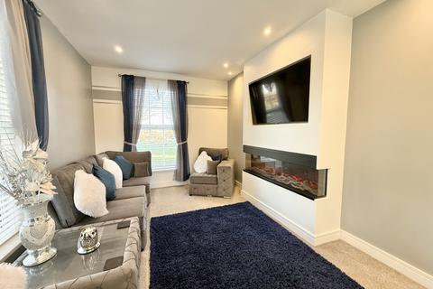 3 bedroom semi-detached house for sale, Aboyne Square, Sunderland, SR3