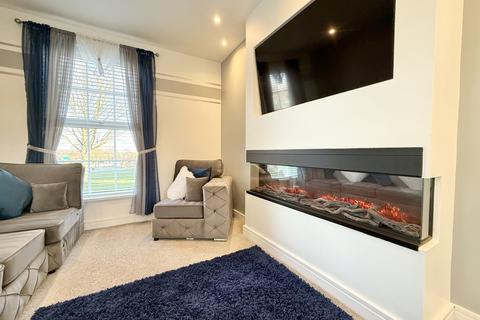 3 bedroom semi-detached house for sale, Aboyne Square, Sunderland, SR3