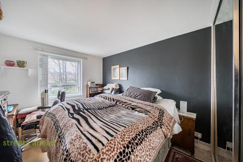 2 bedroom apartment for sale, Highfield Hill, London, SE19