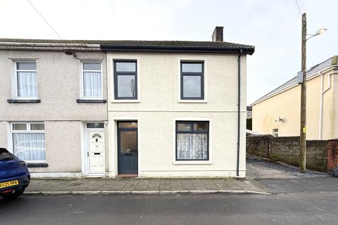 undefined, Trecynon, Aberdare CF44