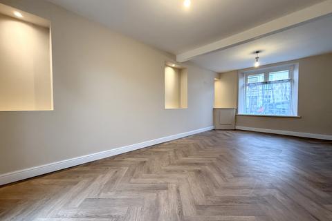 undefined, Trecynon, Aberdare CF44