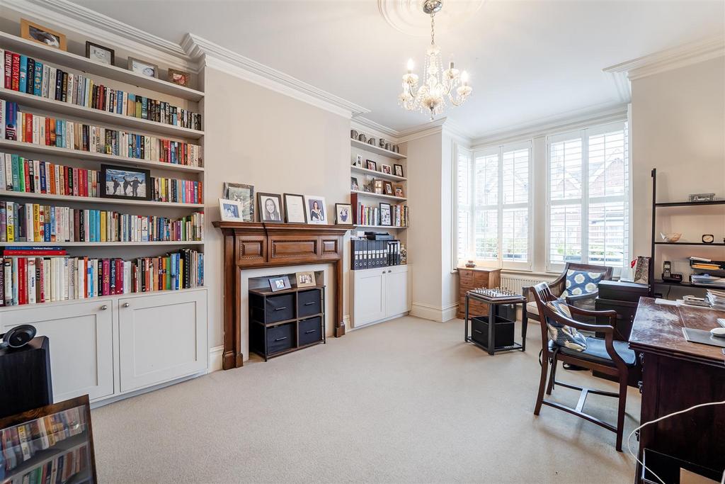 HELLIWELL &amp; CO