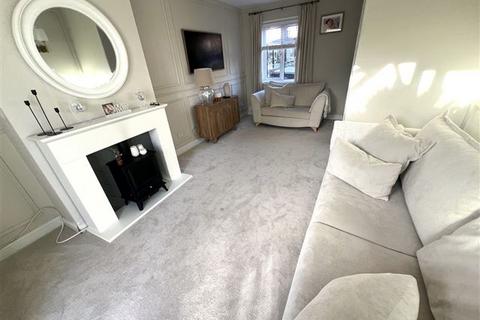 3 bedroom semi-detached house for sale, Peterborough Road, Portsmouth PO6