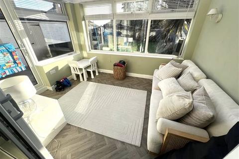 3 bedroom semi-detached house for sale, Peterborough Road, Portsmouth PO6
