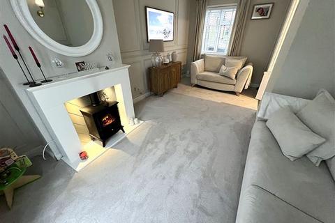 3 bedroom semi-detached house for sale, Peterborough Road, Portsmouth PO6