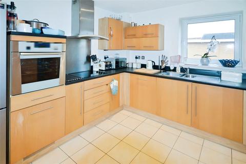 2 bedroom apartment for sale, Geneva House, Penstone Court, Cardiff Bay
