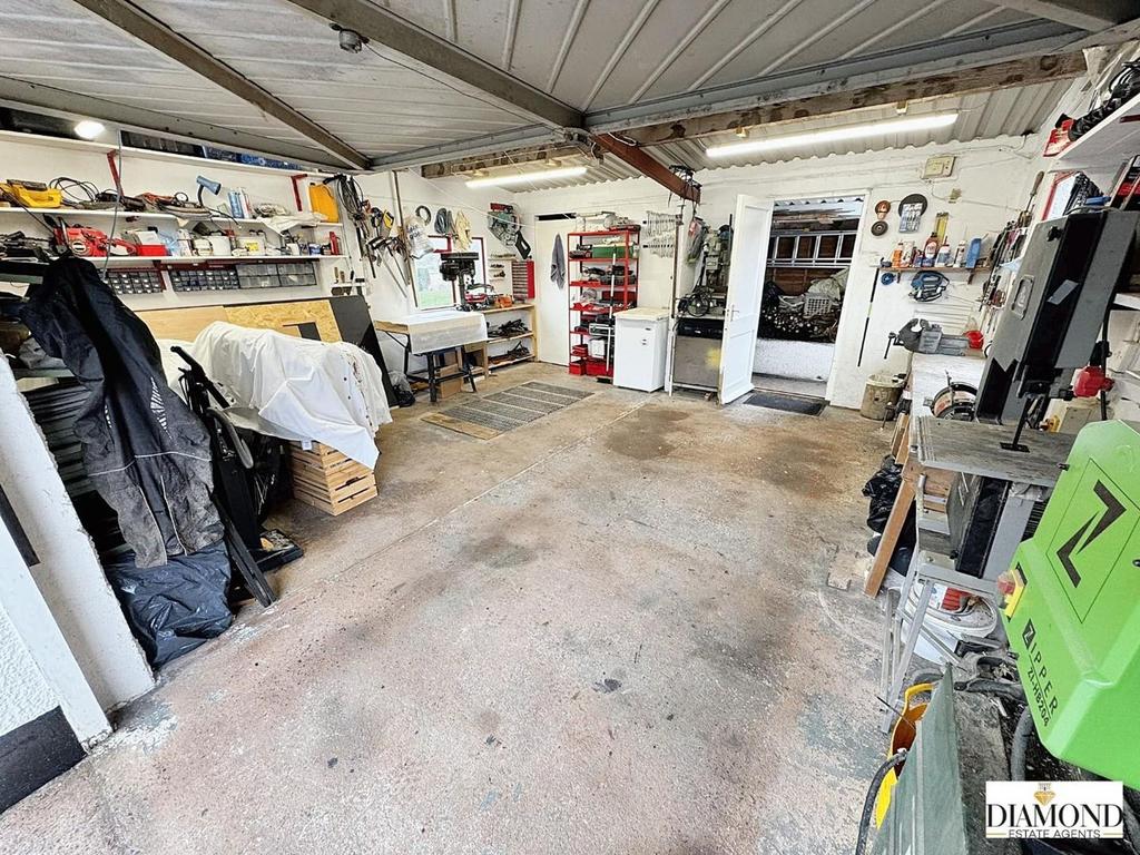 Double Garage