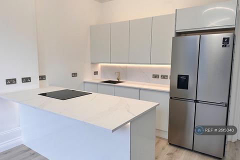 2 bedroom flat to rent, Clifton, Bristol, BS8