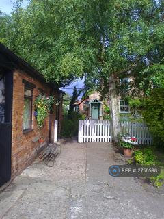 Studio to rent, Caldecote, Towcester, NN12