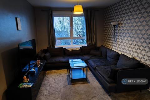 2 bedroom flat to rent, Court Road, Port Glasgow, PA14